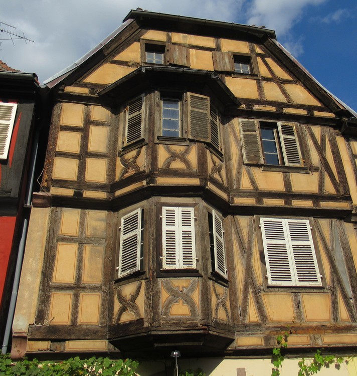 OLD HOUSE IN ALSACE