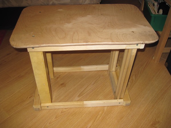 artist table