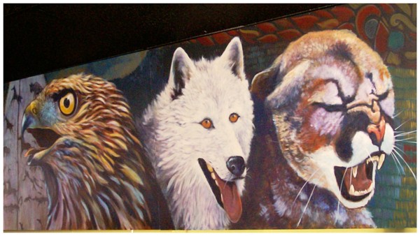 Piki Grill Restaurant Murals