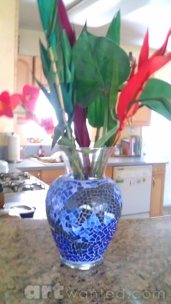 dolphin vase2