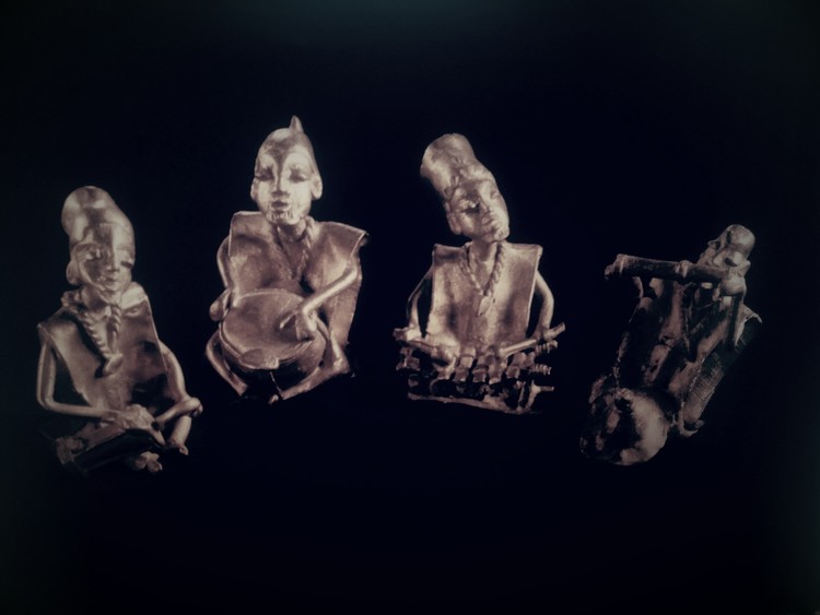 Quartett serial 001