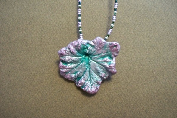 Perilla leaf pendant