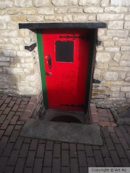 The.Red.Door