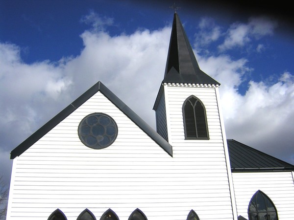 lil white Chapel 