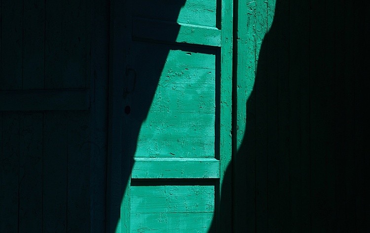 emerald 8570
