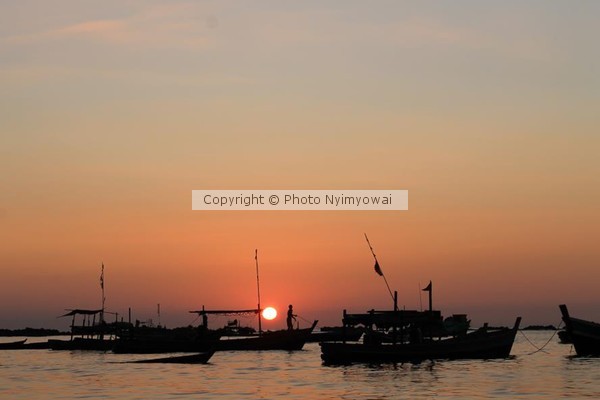 Oh' Struggle Sunset