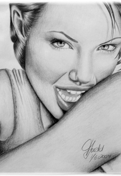 Angelina Jolie