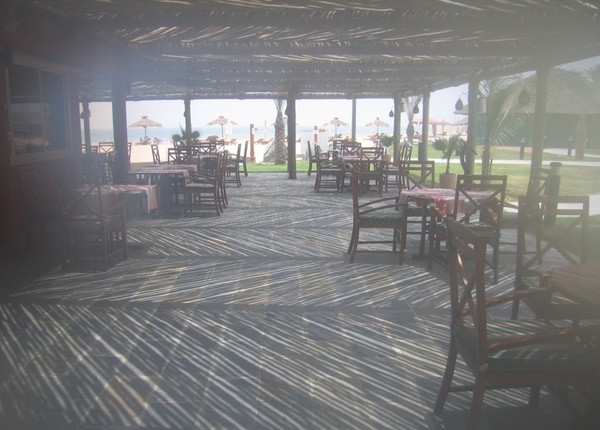 Humid Beach Cafe