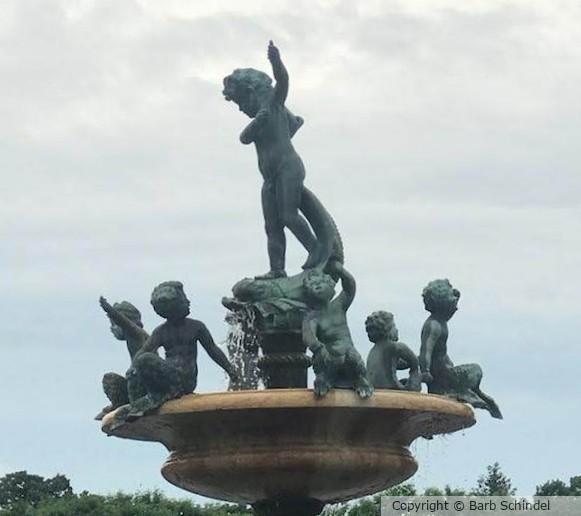 Heffelfinger Monumental Water Fountain