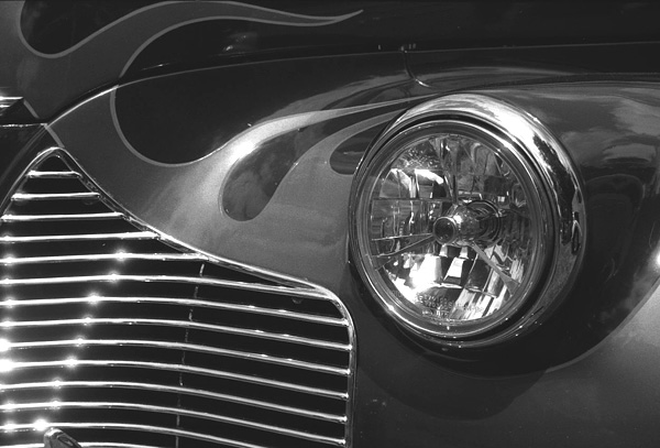 Burn your face upon the chrome