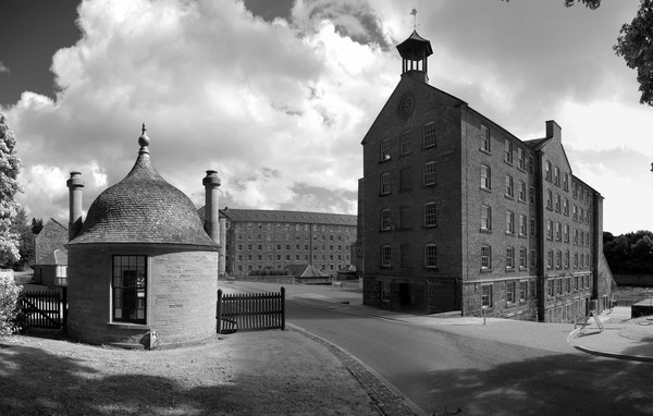 Stanley Mills