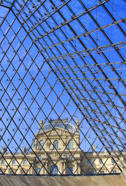 'The Louvre' Paris / Mona Lisa