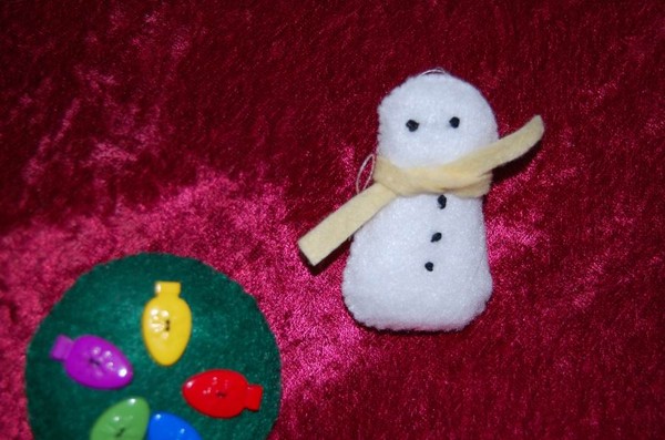 little snowman and light bulb ornaments