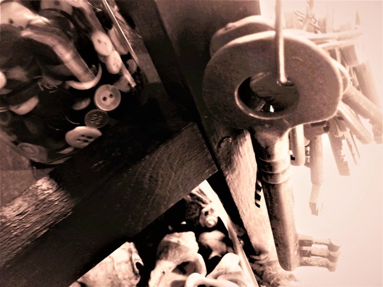  Keys and buttons