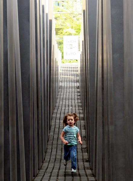 Holocaust Memoriam