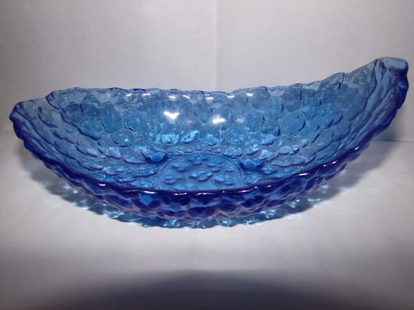 A glass show item