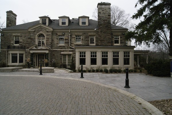Palletta Mansion