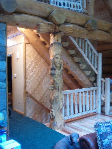 Pillar in log home