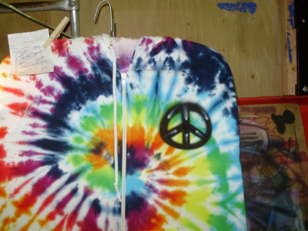 tie dye peace sign
