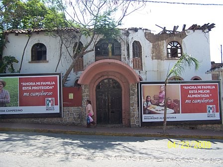  Ixtapan Adobe