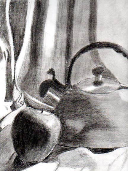 Teapot and apple 