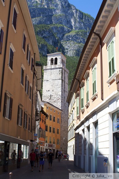 DETAILS OF THE CITY