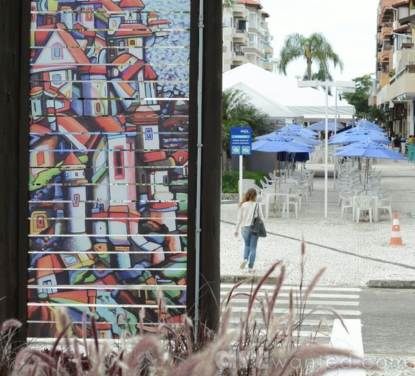 peaceful streets in Jurerê