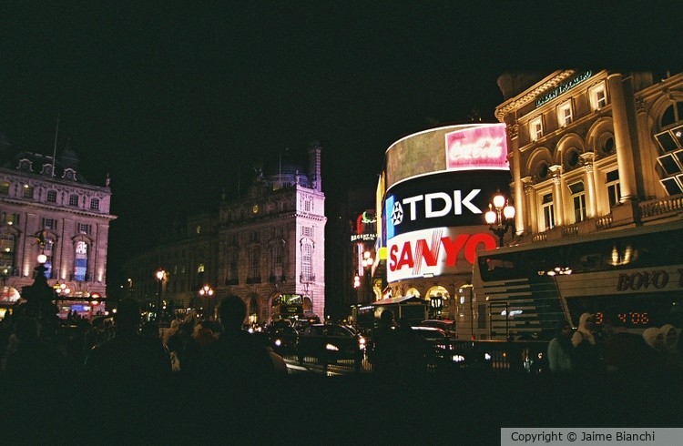 Picaddilly Circus (1488)