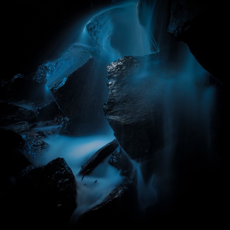 BLUE FALL