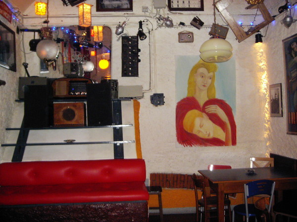 Valentina in de Mayday Club 