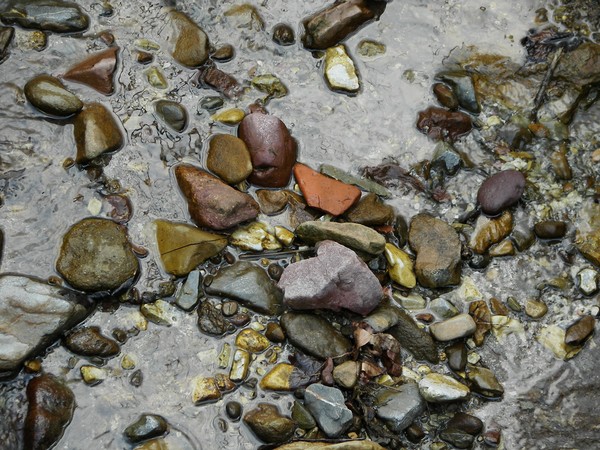 Coloured stones