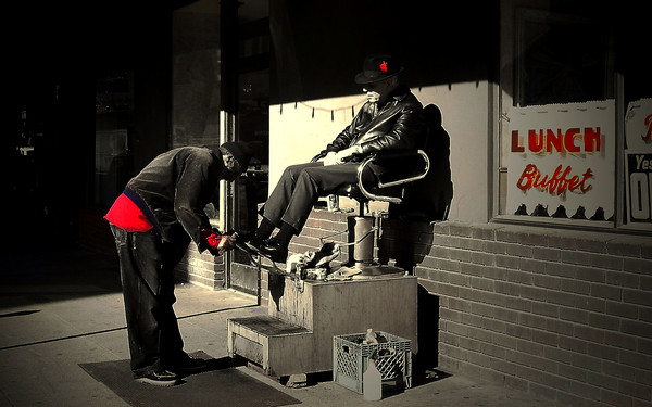 Shoe shine man