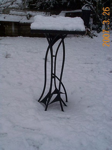 art deco little table in snow