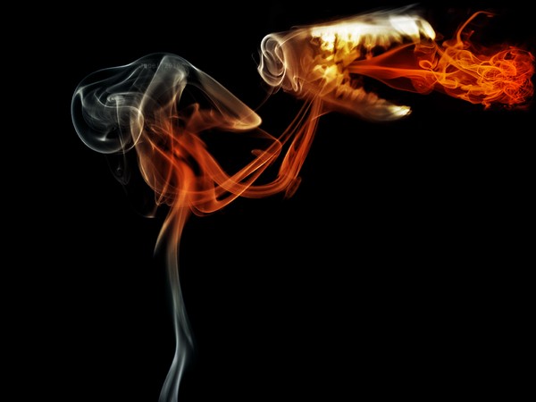 Smokes and screams
