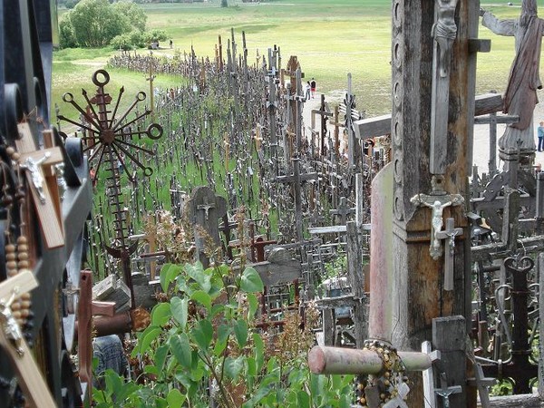 Hill_of_Crosses