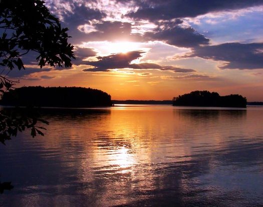 Lake Hartwell at Dusk