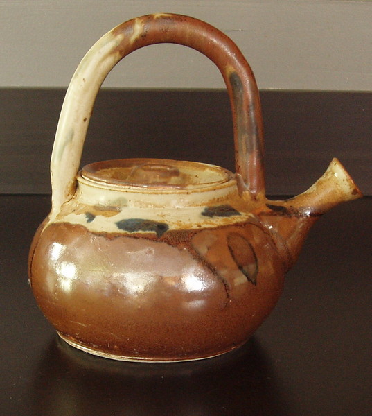 Tea pot