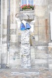 by de JAHAM  BRUCE