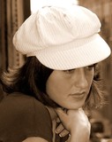 by Laura Leone
