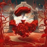by Nathalia Suellen